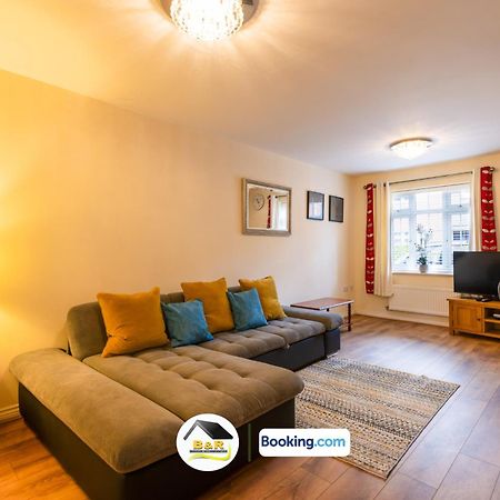 3 Bedroom House By B And R Serviced Accommodation Amesbury With Super Fast Wi-Fi 145Mbps Exteriör bild